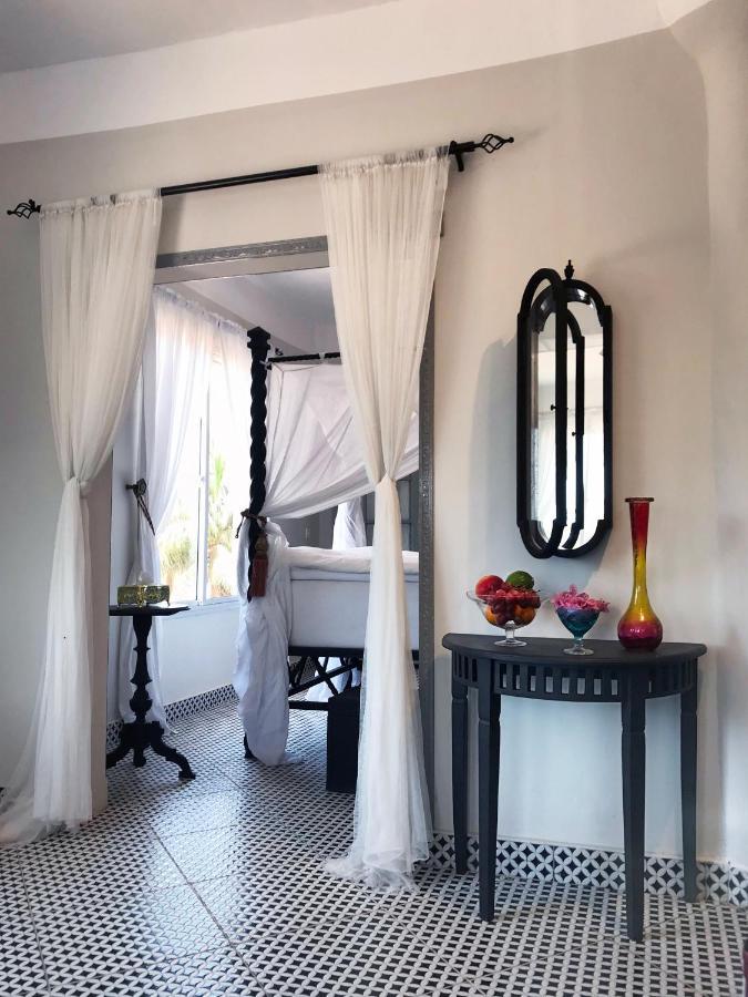 Rooftop Boutique Hotel Adults Only Serrekunda Exterior photo